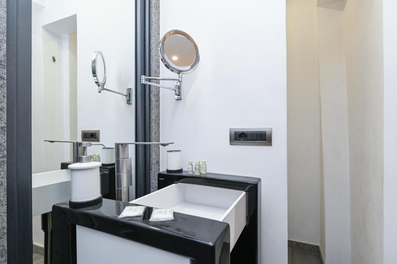 The Essential Trastevere Design Studio Rome Buitenkant foto