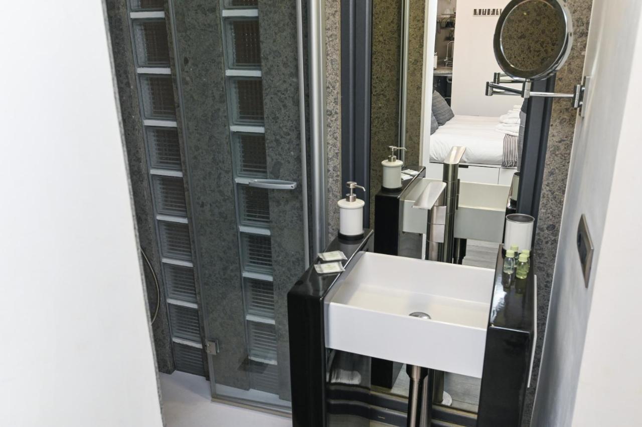 The Essential Trastevere Design Studio Rome Buitenkant foto