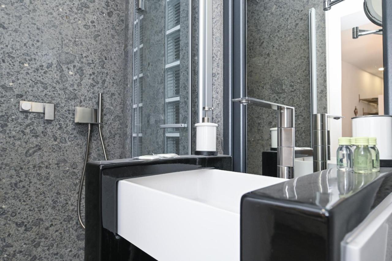 The Essential Trastevere Design Studio Rome Buitenkant foto