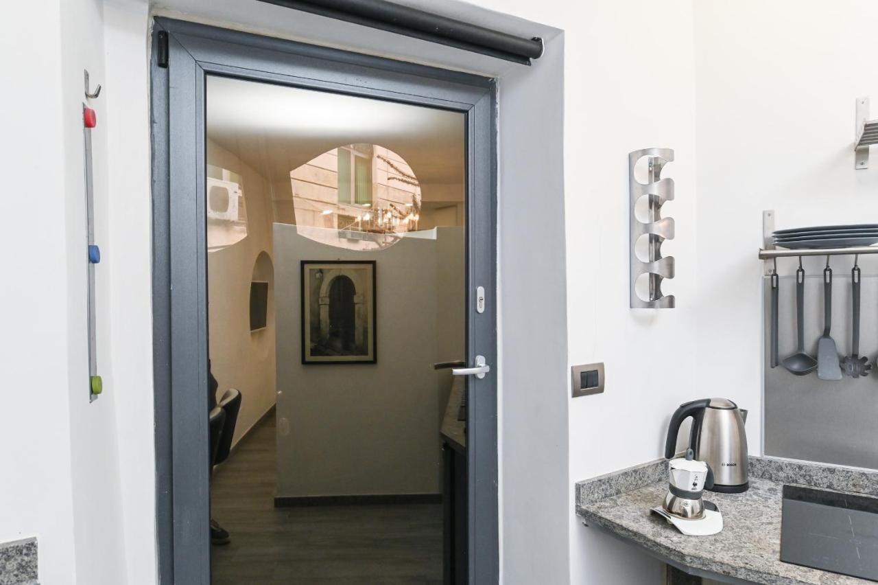 The Essential Trastevere Design Studio Rome Buitenkant foto