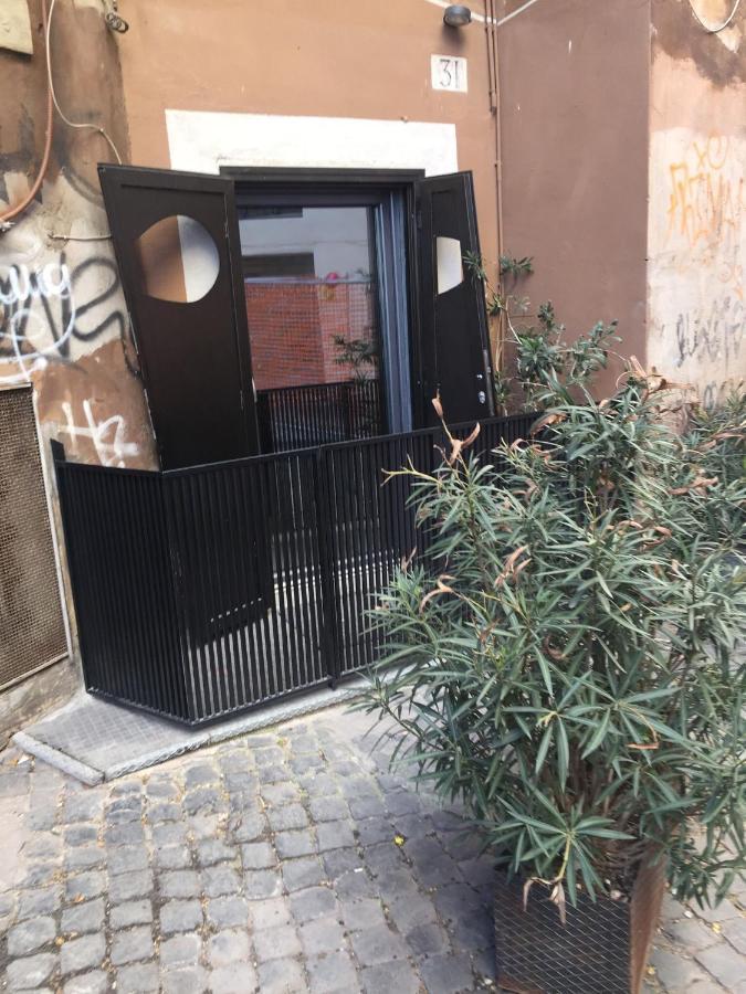 The Essential Trastevere Design Studio Rome Buitenkant foto